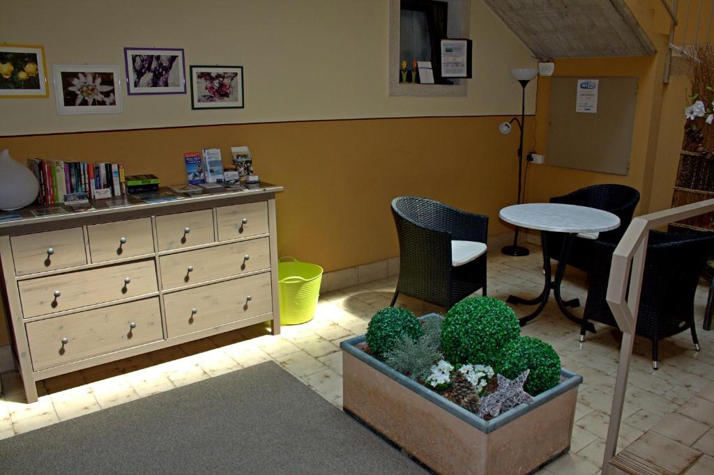 Casa Orchidea Apartments photo 4