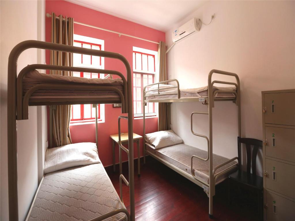 Номер (Кровать в общем номере с 4 кроватями), Wheat Youth Hostel