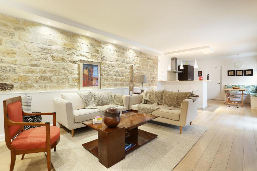 Apartment Champs Elysées by Studio prestige photo 1