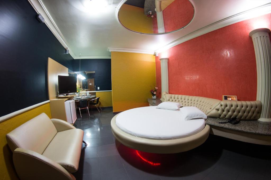 Shanadu Motel (Adults Only) photo 3
