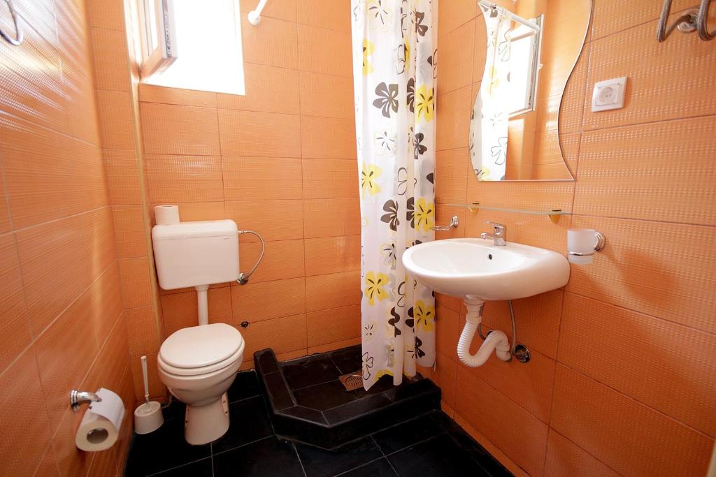 Апартаменты (Апартаменты), Apartments Victoria