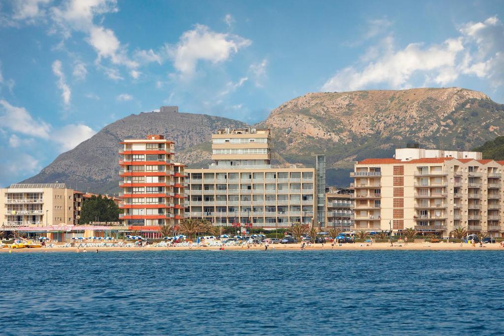 Hotel Panorama - Tap to explore photos