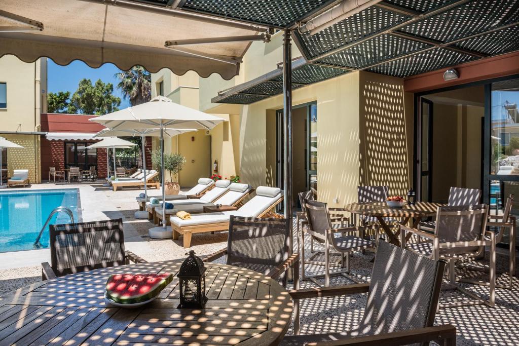 Daphnis Villas photo 3