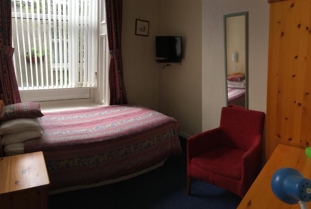 Arkaig Guest House photo 3