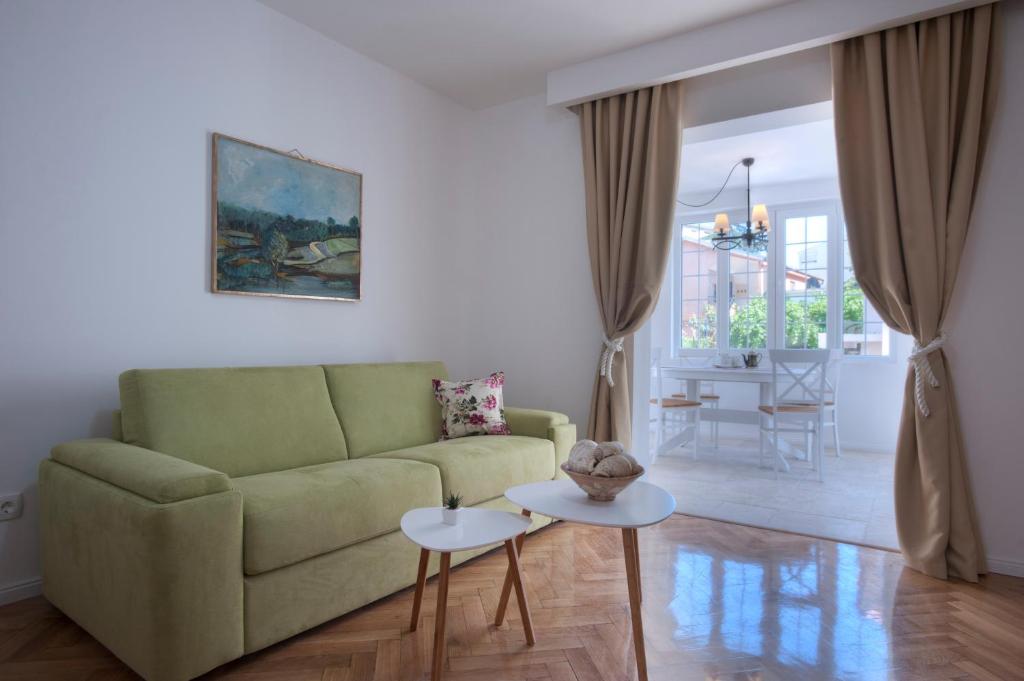 Апартаменты (Улучшенные апартаменты), Apartments Captain's Villa