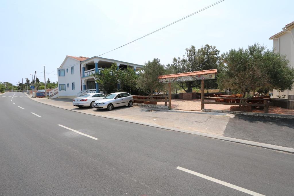 Pool Apartments Knežević Novalja photo 2