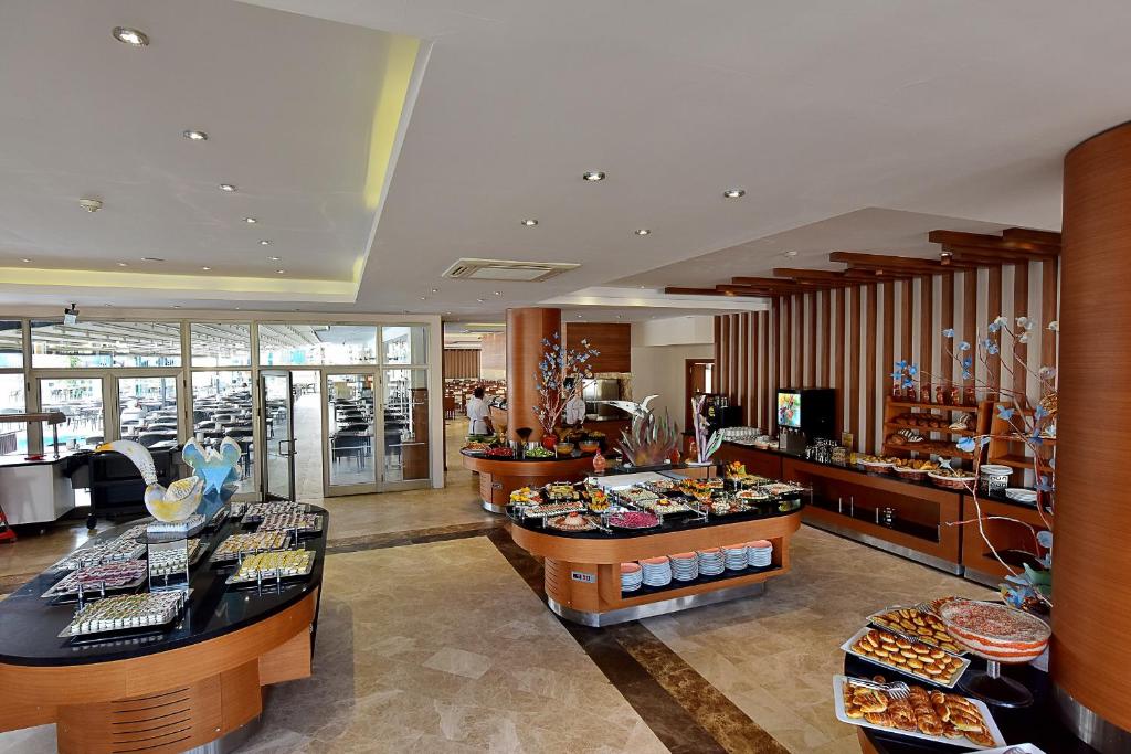 Jasmin Beach Hotel photo 2