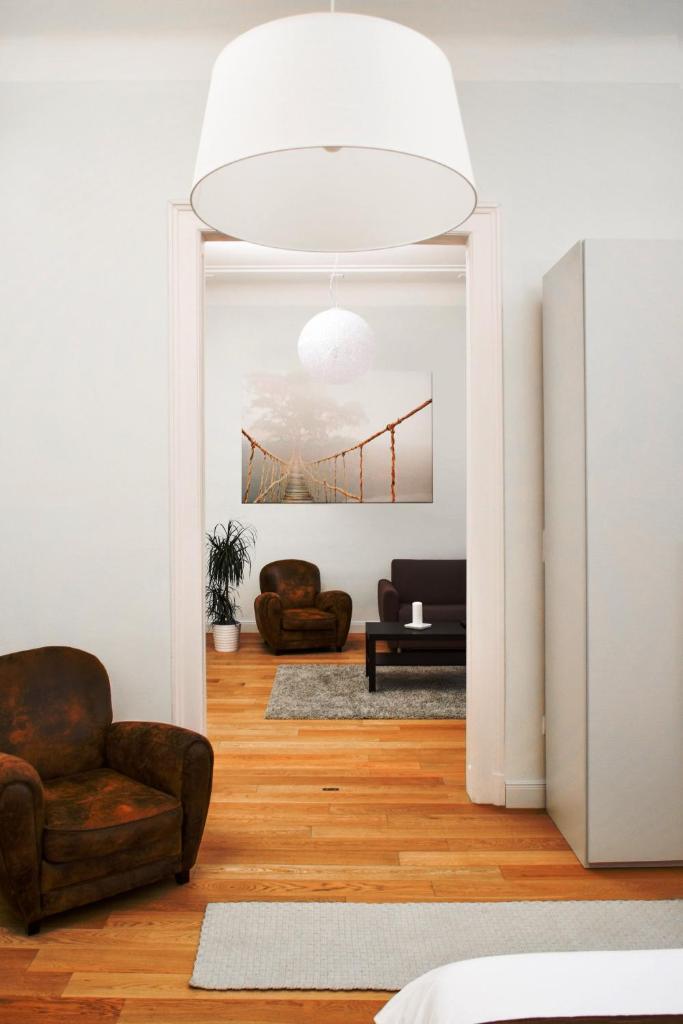 Апартаменты (Blue Home - Апартаменты с 2 спальнями - 1-3. Anker Köz Budapest 1061), Basilica Apartments