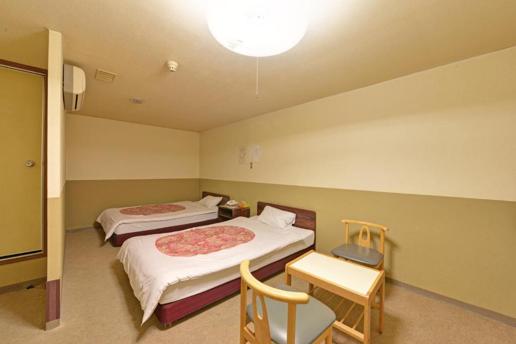 Hotel Million photo 4
