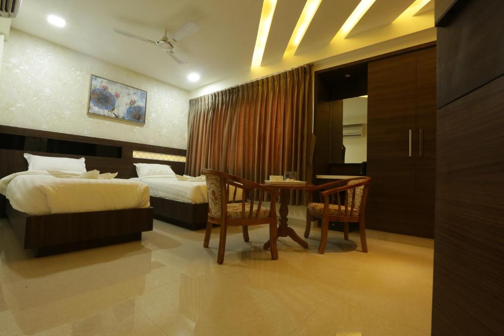 Двухместный (Двухместный номер Делюкс с 1 кроватью), Hotel SRR Grand