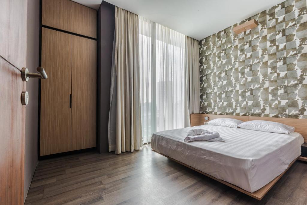 Сьюит (Семейный люкс), Upscale Suites