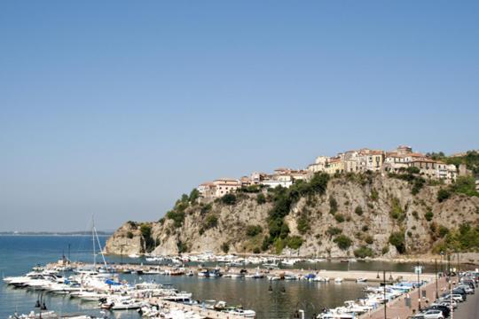 Seaview apartments Stella Maris Agropoli - Tap to explore photos