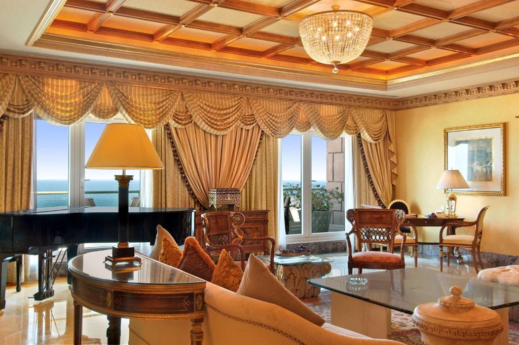 Сьюит (Люкс «Корона» - 3 спальни), Grand Hyatt Muscat