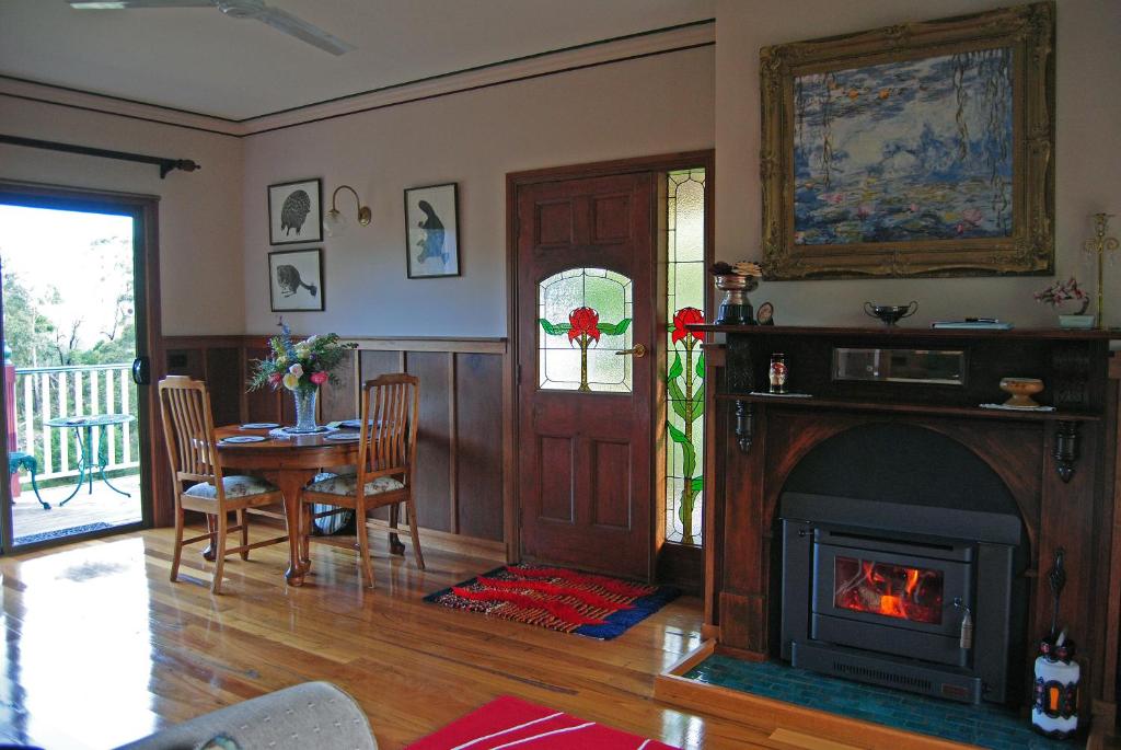 Araluen Park Cottages photo 3