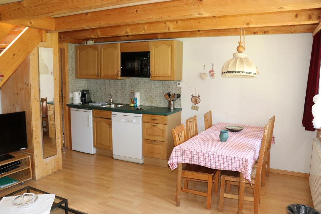 Alpen Chalet photo 3
