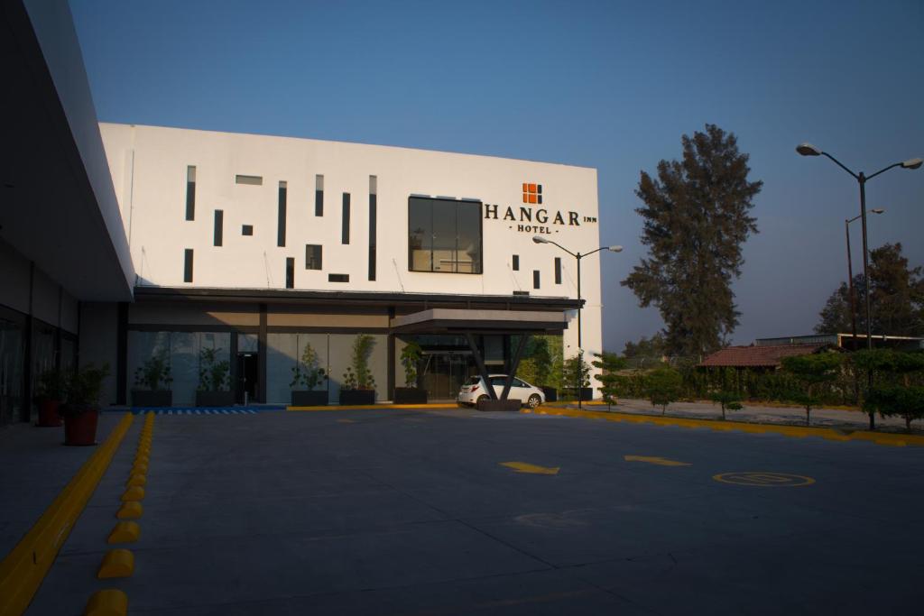 Hangar Inn Guadalajara Aeropuerto photo 2