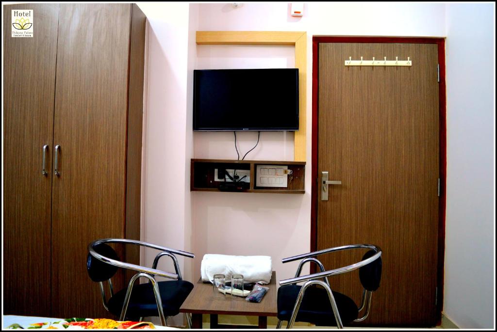 Двухместный (Двухместный номер с 1 кроватью), Hotel Thikana Palace