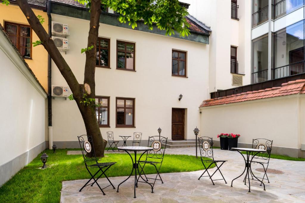 Апартаменты (Апартаменты-студио), Fresco Apartments