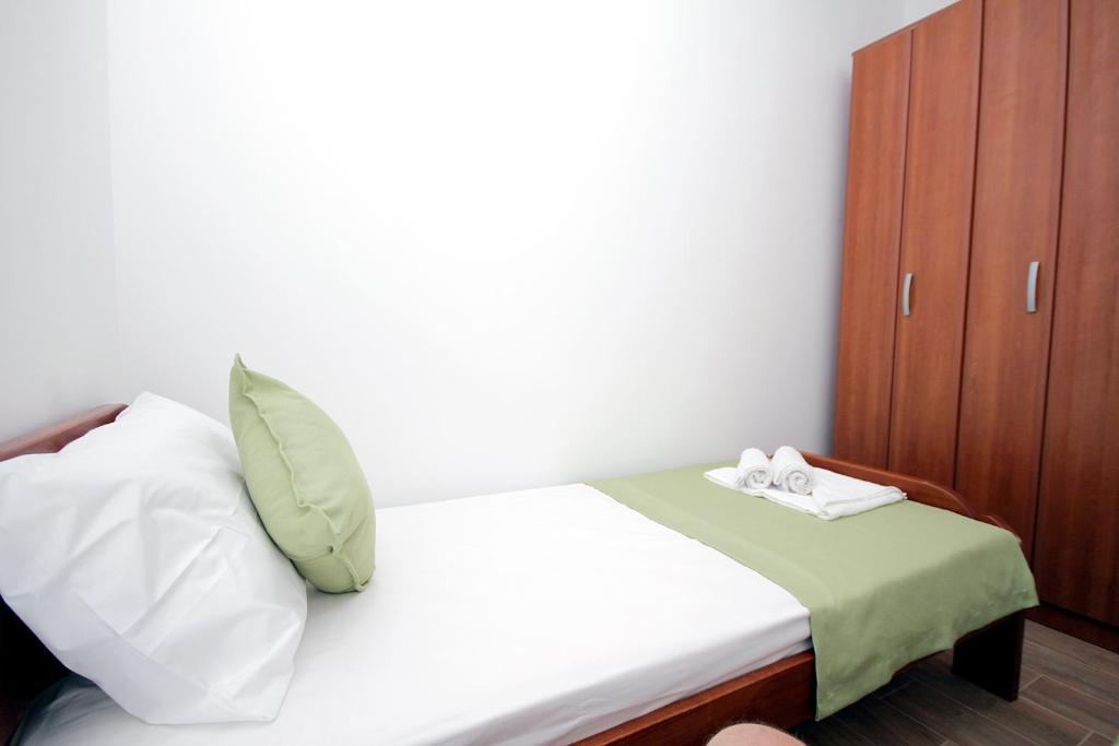 Апартаменты (Апартаменты с видом на сад), Apartments Centar