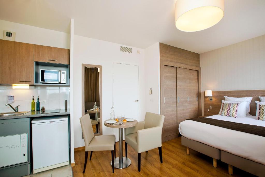 Residhome Bois Colombes Monceau photo 3