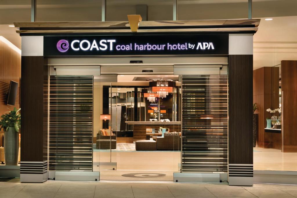 Coast Coal Harbour Vancouver Hotel by APA photo 3