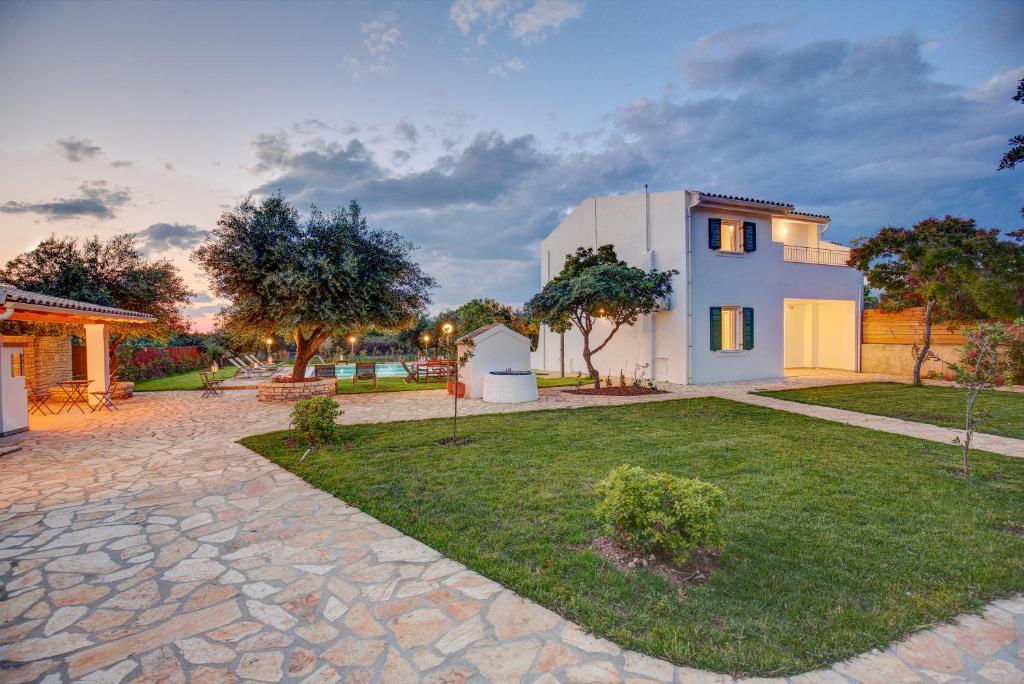 Skales Villas photo 1