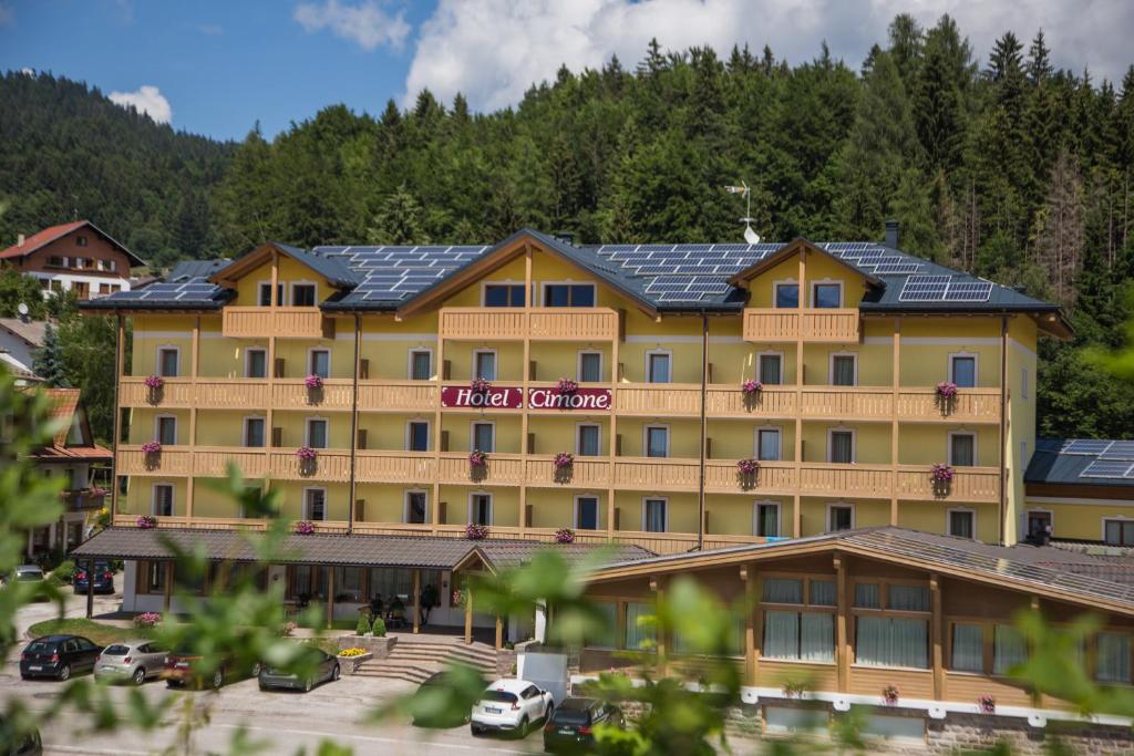 Caminetto Mountain Resort photo 1