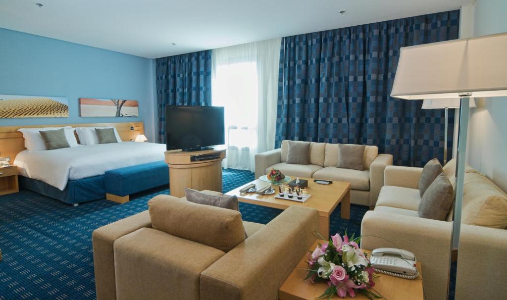 Сьюит (Полулюкс), City Seasons Hotel & Suites Muscat
