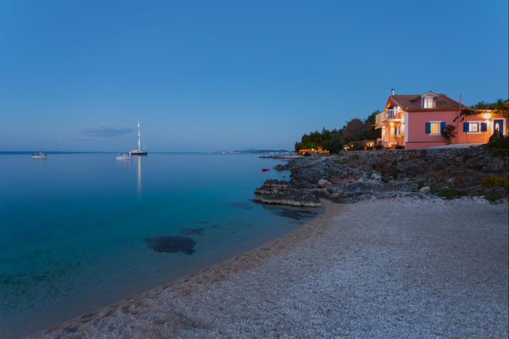 Blue Sea Cottage photo 2