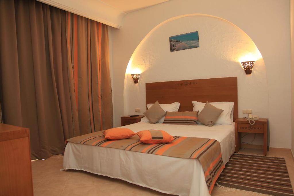 Четырехместный (Четырехместный номер), Hotel Menara
