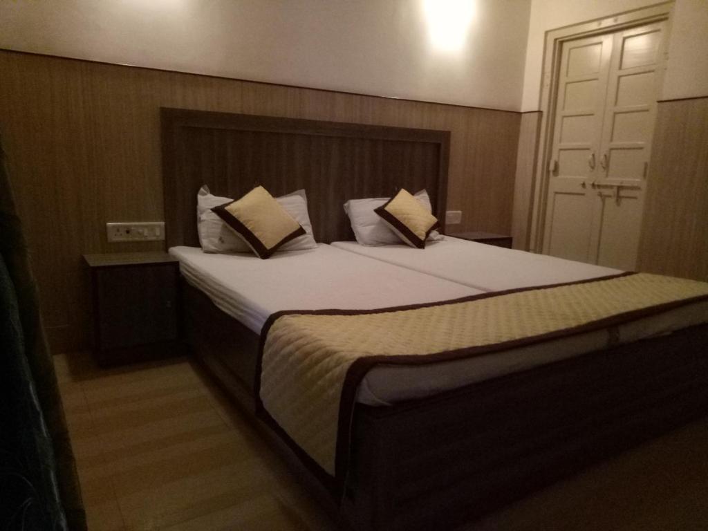 Двухместный (Двухместный номер эконом-класса с 1 кроватью), Rajdhani Hotel