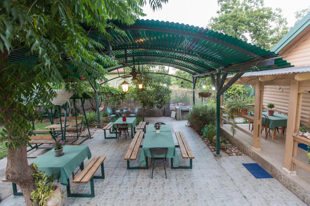 Leyad Hashmura Lodging photo 2