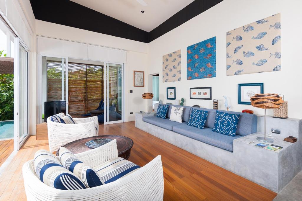 Overthemoon Luxury Pool Villas photo 3