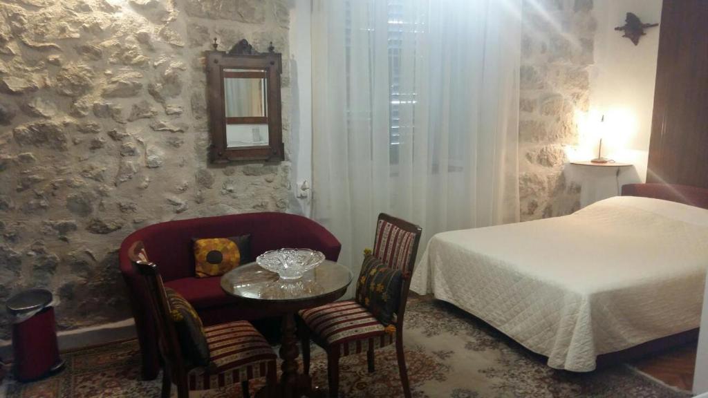 Room Mirella photo 1