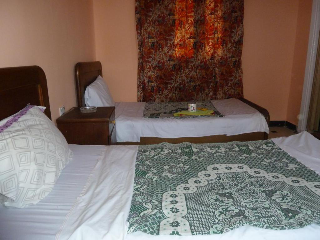 Двухместный (Двухместный номер с 1 кроватью и общим туалетом), Venus Hostel