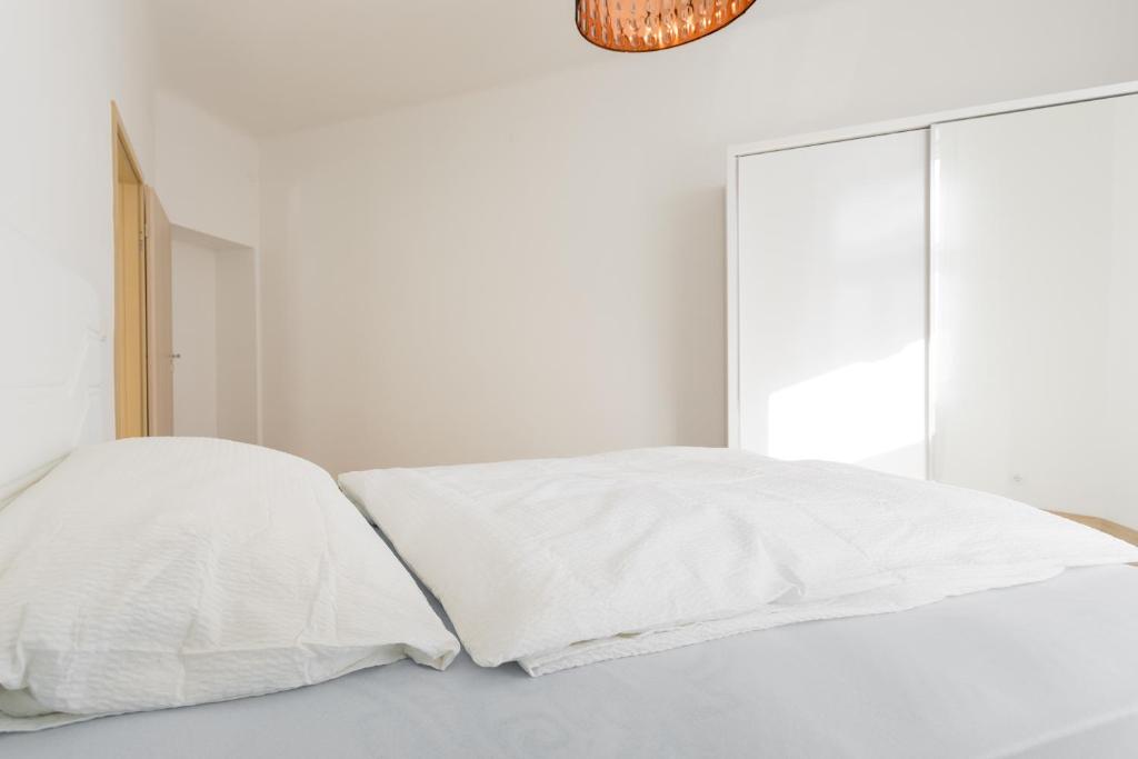 Апартаменты (Апартаменты (13)), Apartment house in Vienna