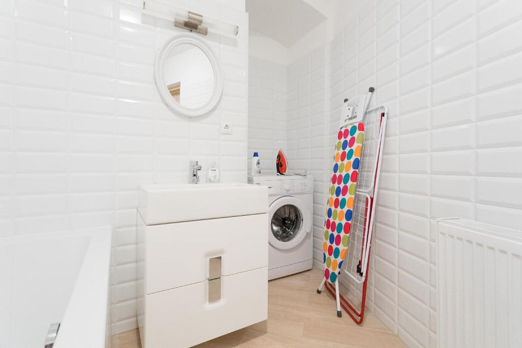 Апартаменты (Апартаменты (10)), Apartment house in Vienna