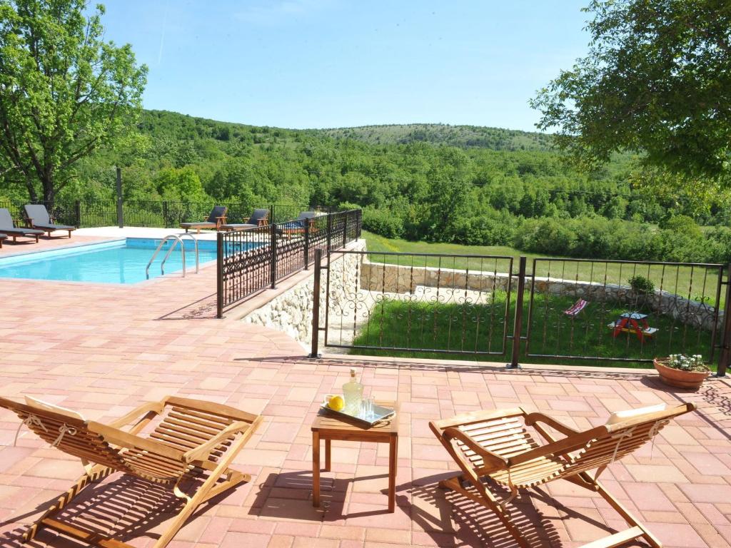 Luxurious Villa in Tijarica with a Private Pool photo 1