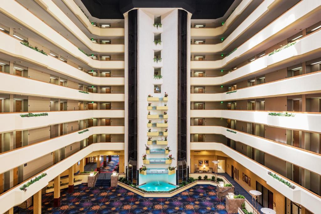 Capitol Plaza Hotel Jefferson City image