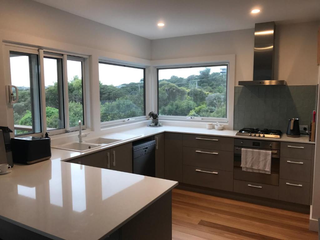 Monica's at Diamond Bay Sorrento photo 2