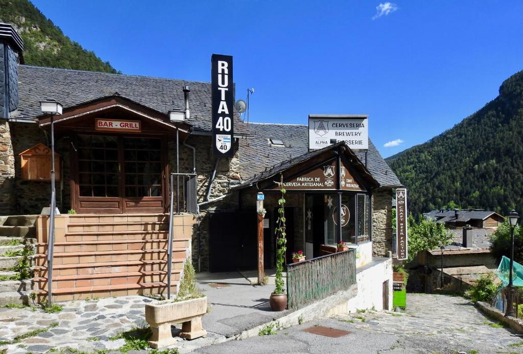 {
  "en-gb": "Xalet Riba - hut 8077"
} photo 3