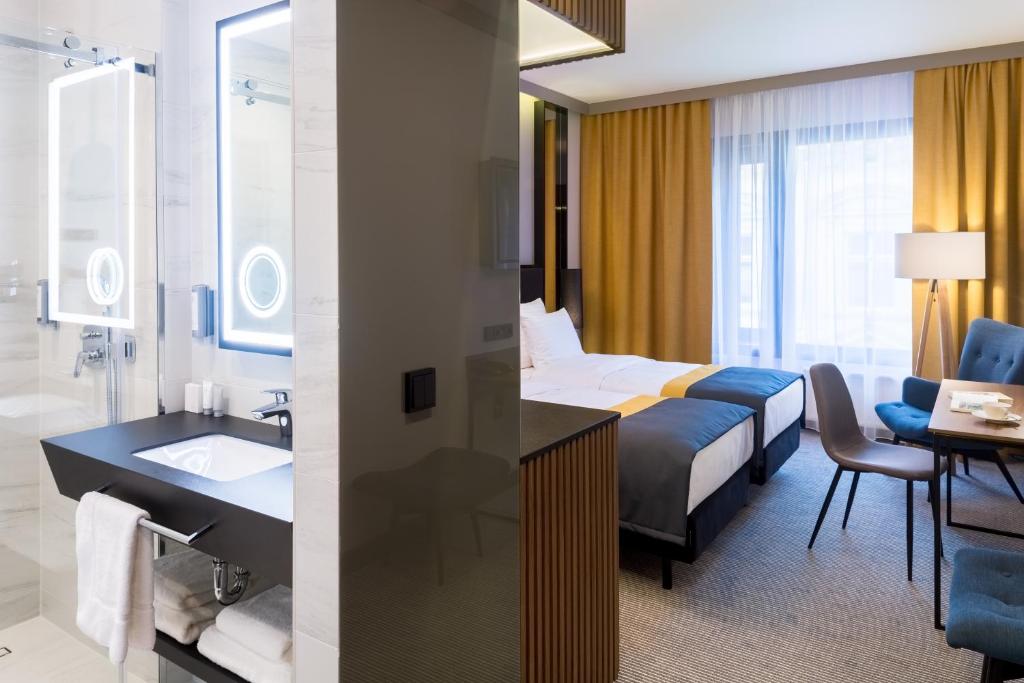 Двухместный (Двухместный номер с 2 отдельными кроватями), Grand Ascot Hotel