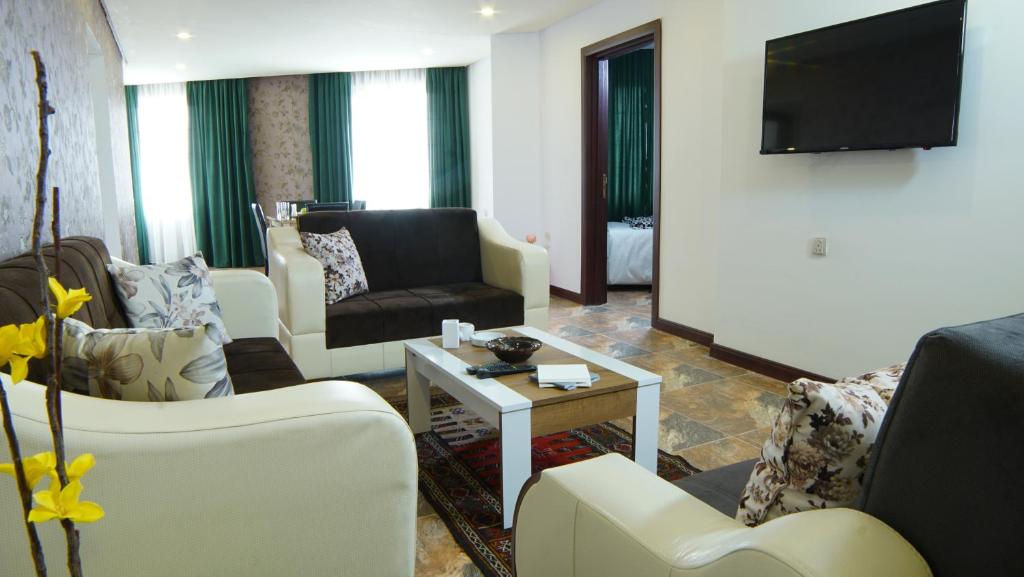 Khan Saray photo 4