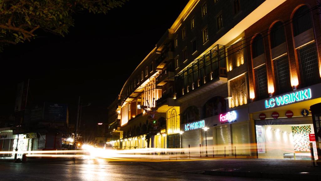 Khan Saray photo 2
