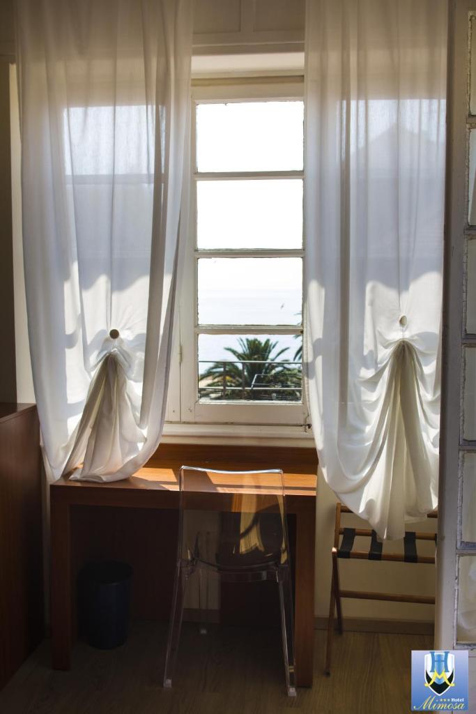 Hotel Mimosa photo 2