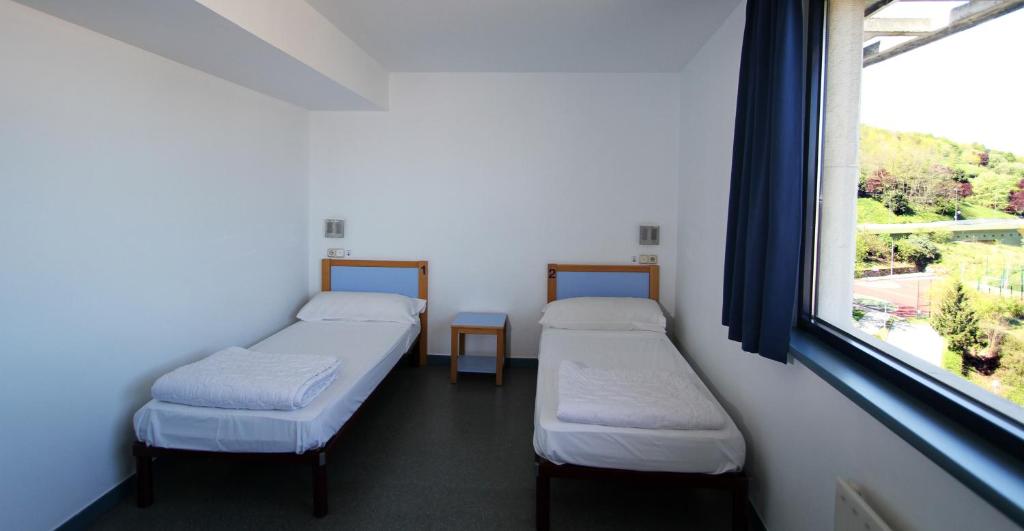 Bilbao Hostel - Tap to explore photos