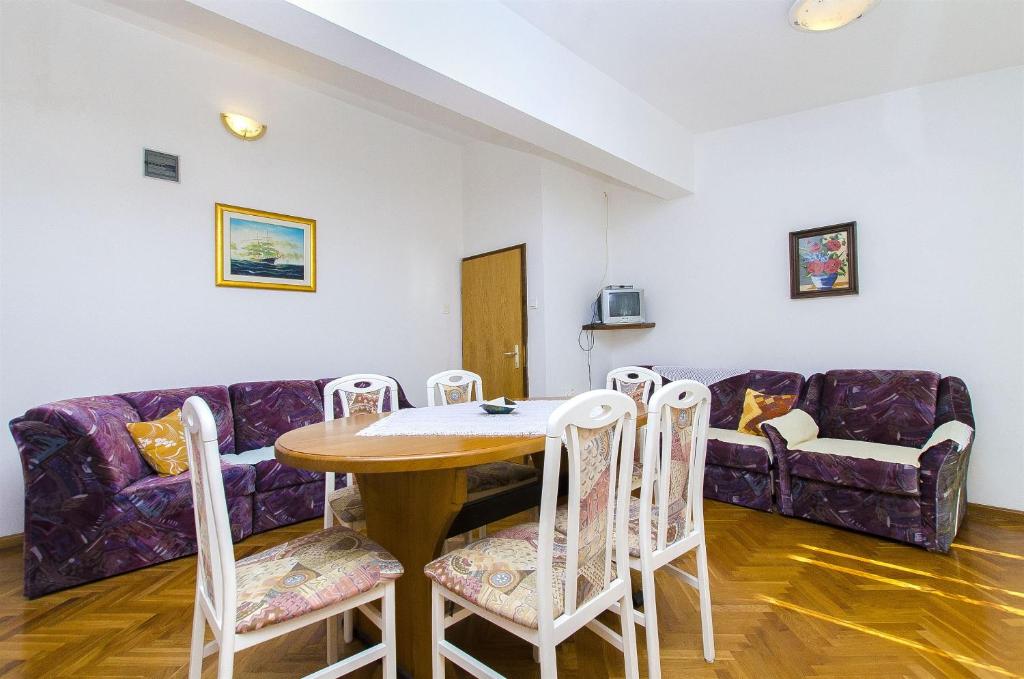 Apartments Vladimir photo 1