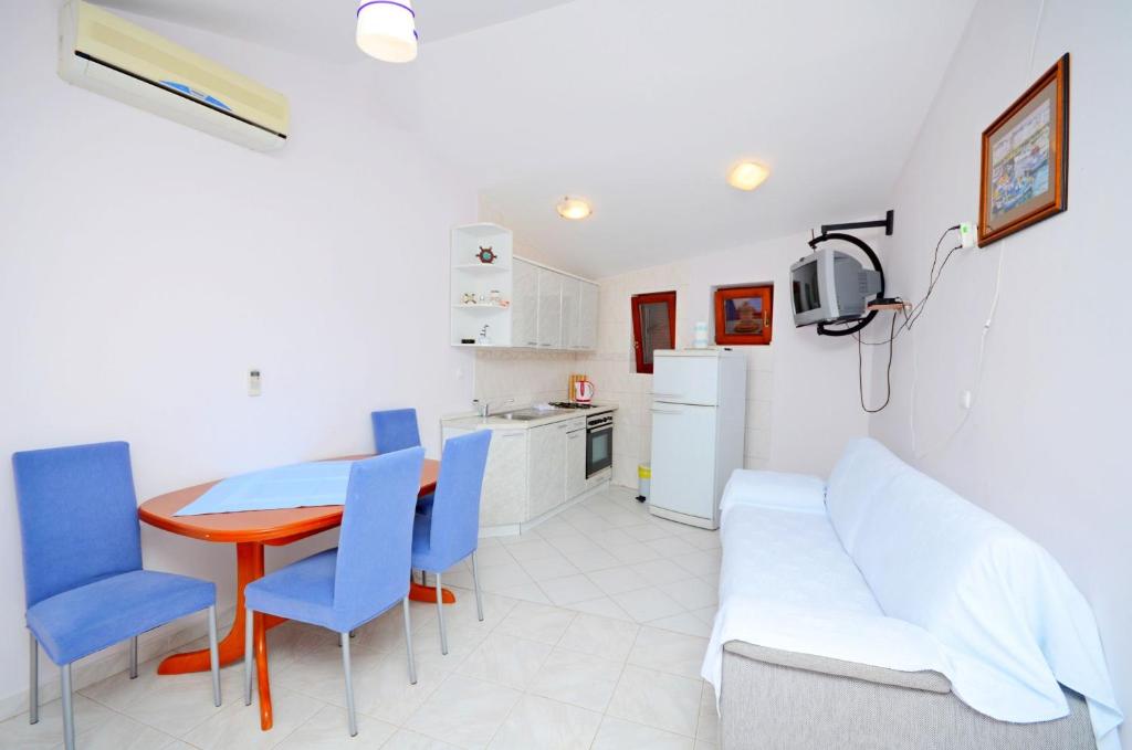 Apartments Hrgovic photo 4