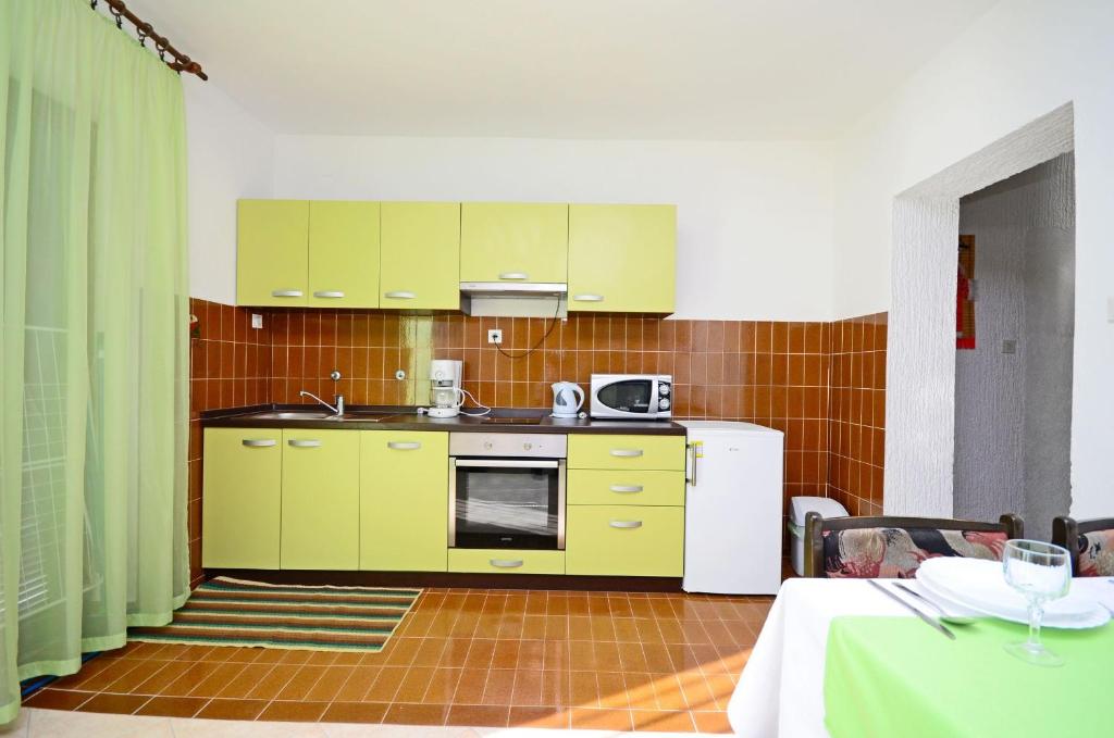 Apartments Ante photo 3