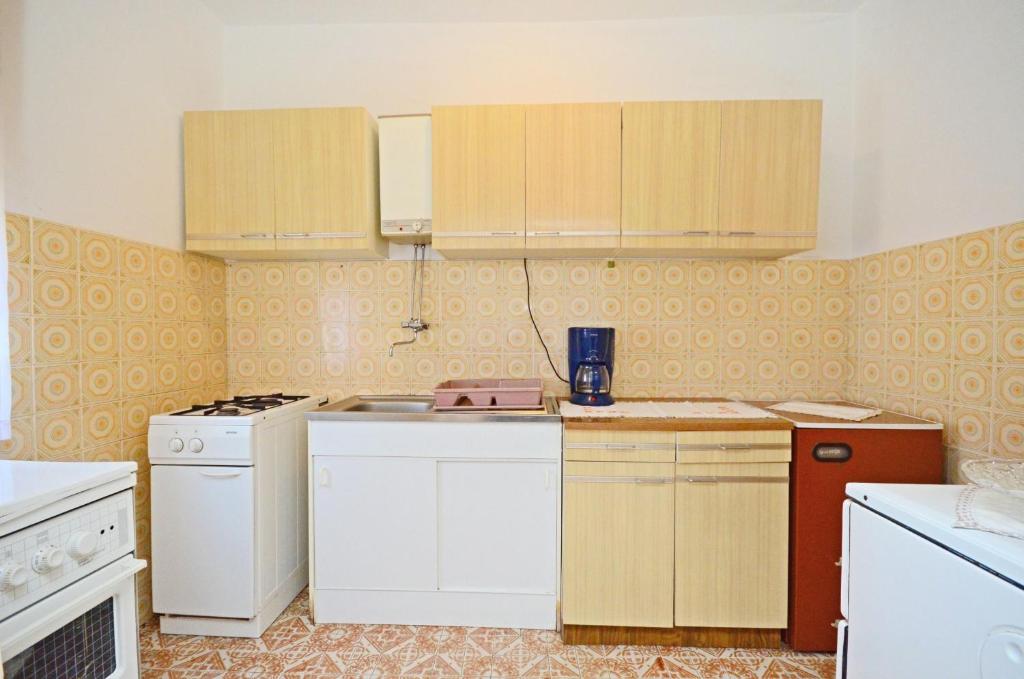 Apartments Mirela photo 4